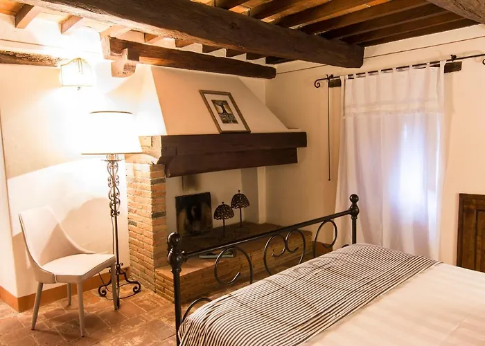 Borgo Solamore فندق *